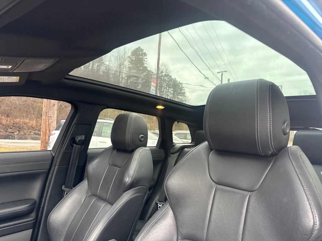 Used 2019 Land Rover Range Rover Evoque Landmark Edition image 11