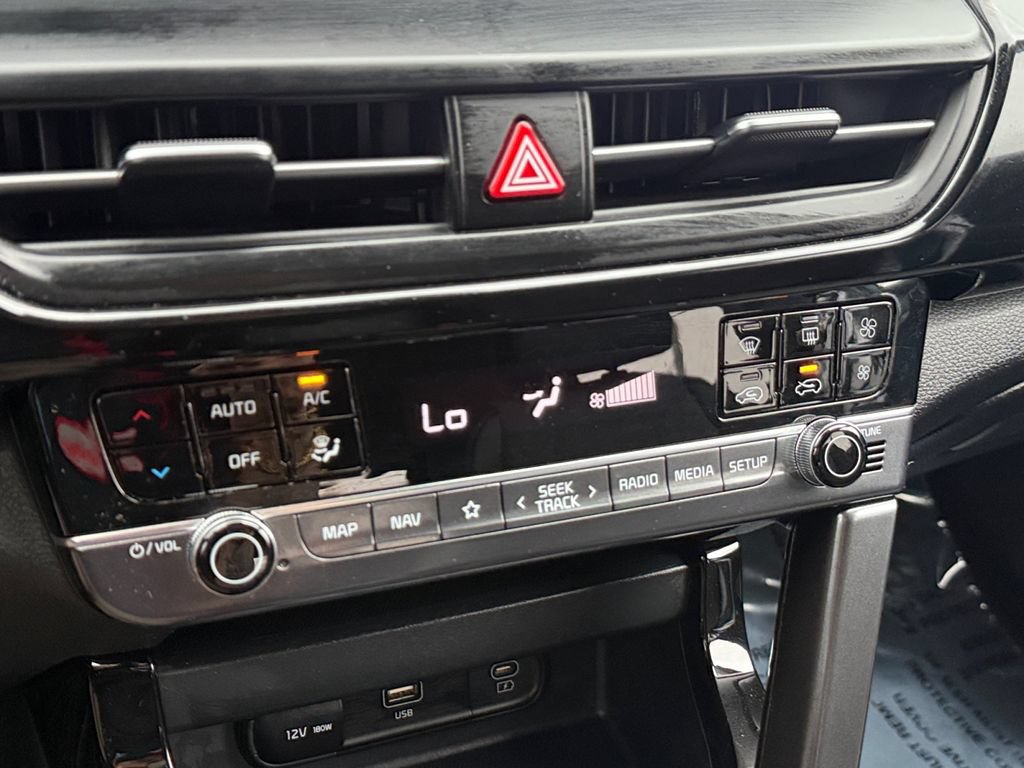 Used 2024 Kia Seltos S AWD/4WD image 35