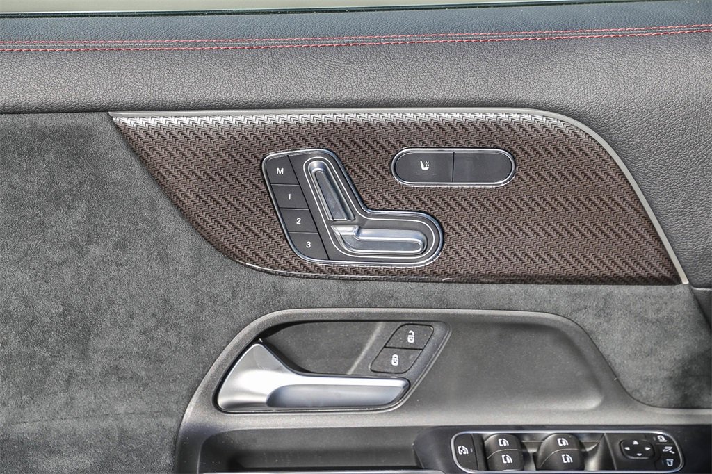 Used 2024 Mercedes-Benz GLA 35 AMG 4MATIC image 26