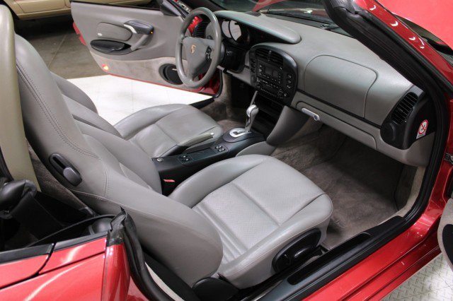 Used 2003 Porsche Boxster image 8