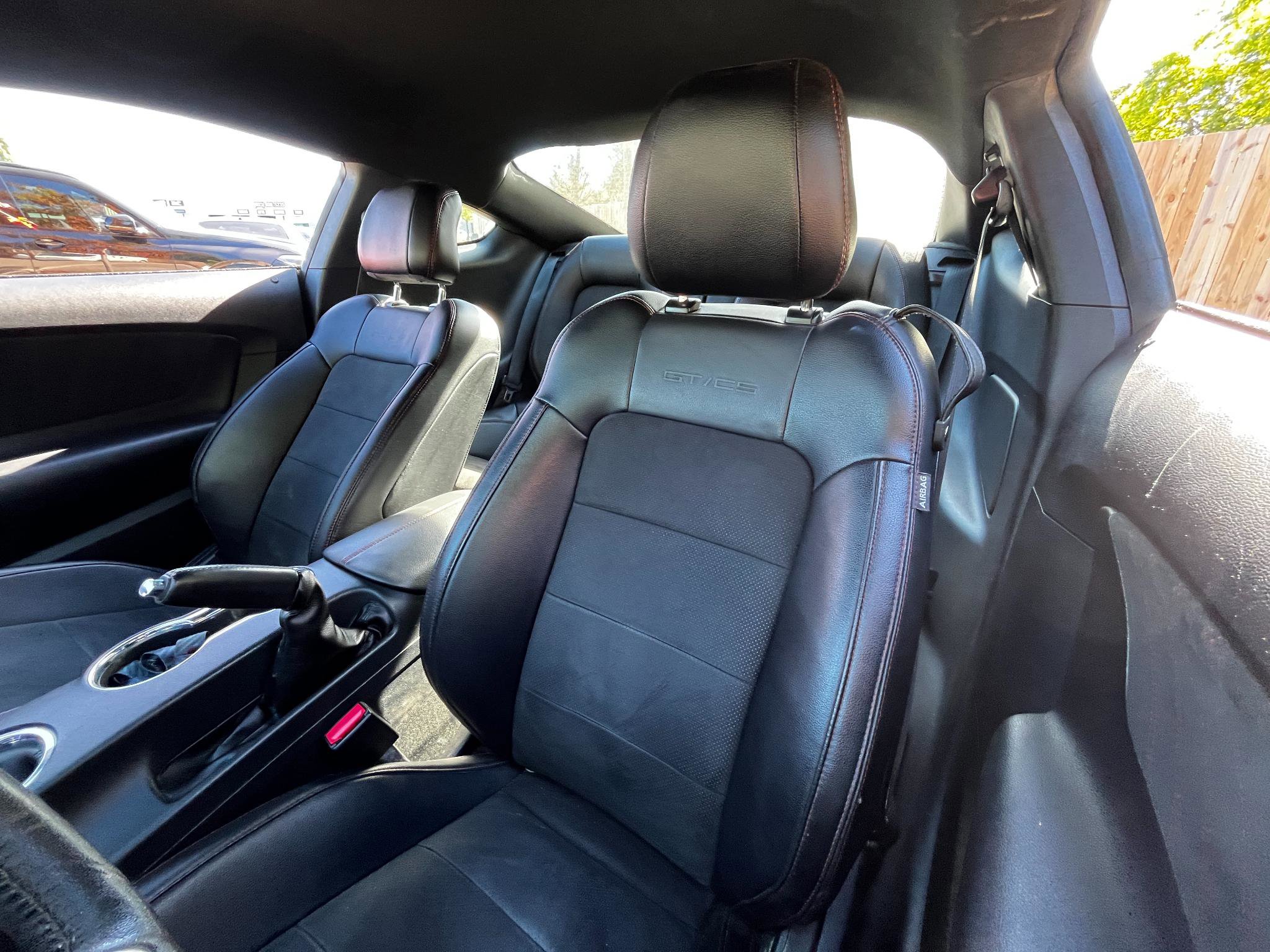 Used 2017 Ford Mustang GT Premium RWD image 23