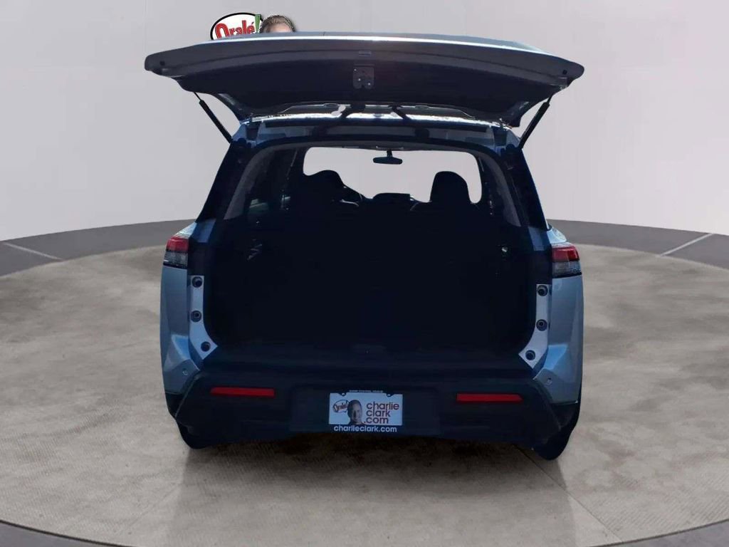 Used 2024 Nissan Pathfinder SV image 20