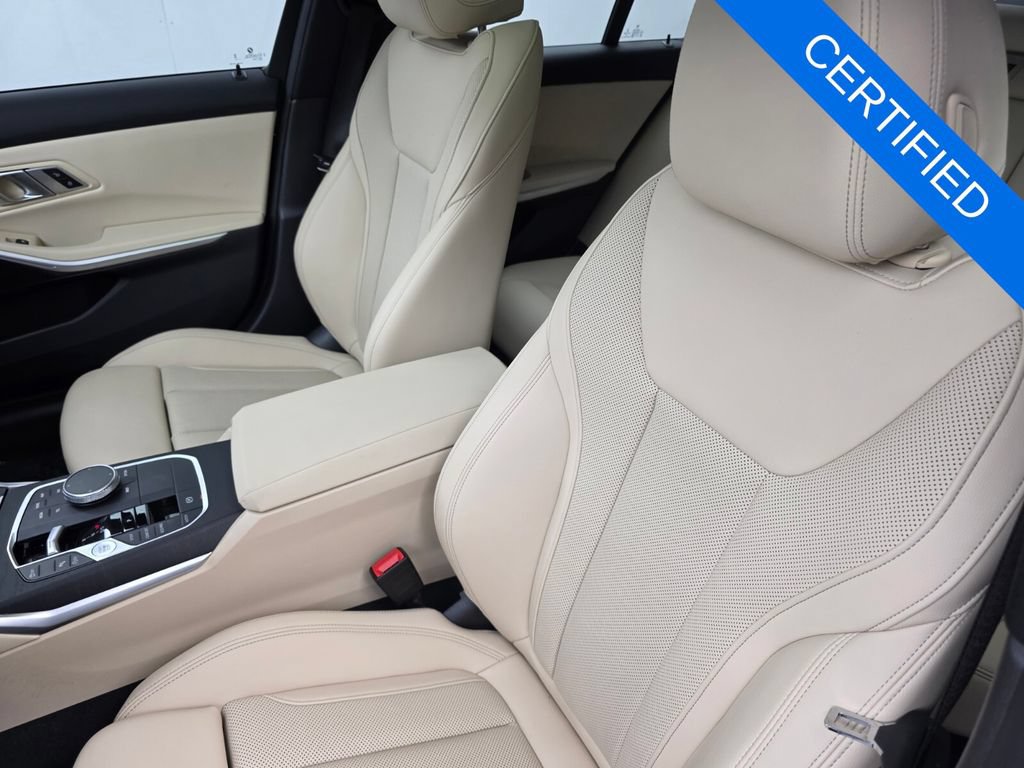 Used 2023 BMW 330i Sedan w/ Driving Assistance Package RWD image 10