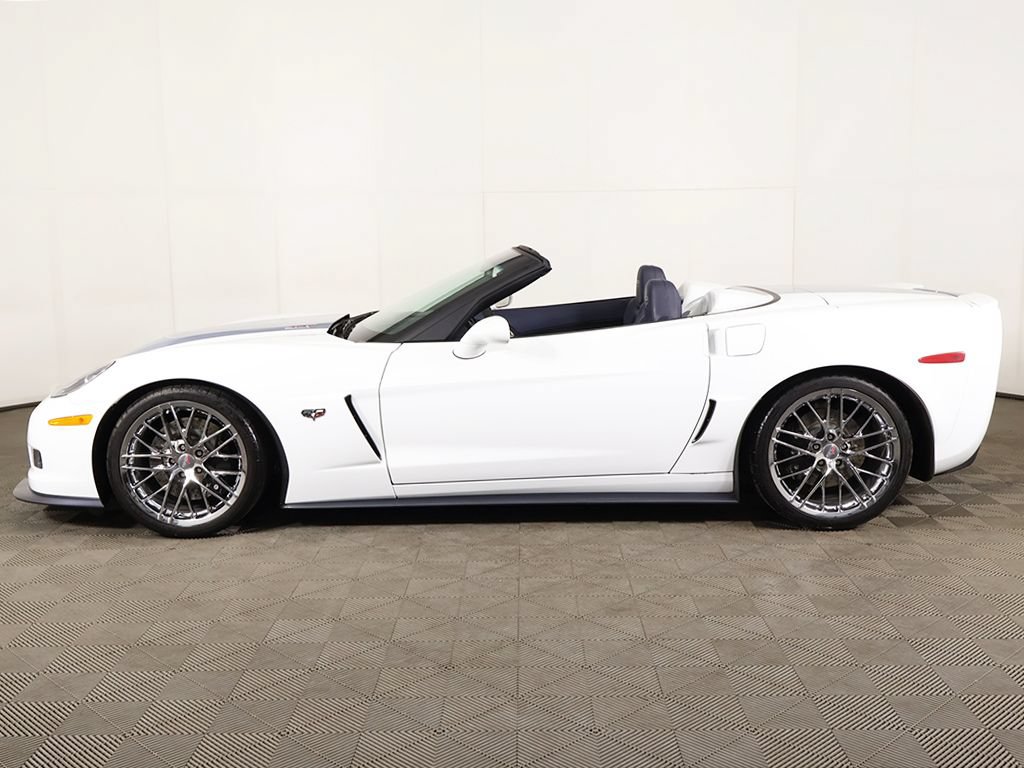 Used 2013 Chevrolet Corvette 427 w/ 1SC Preferred Equipment Group RWD image 16