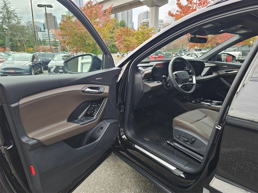 Used 2025 Audi Q6 e-tron Prestige w/ 20" Wheel Package image 23