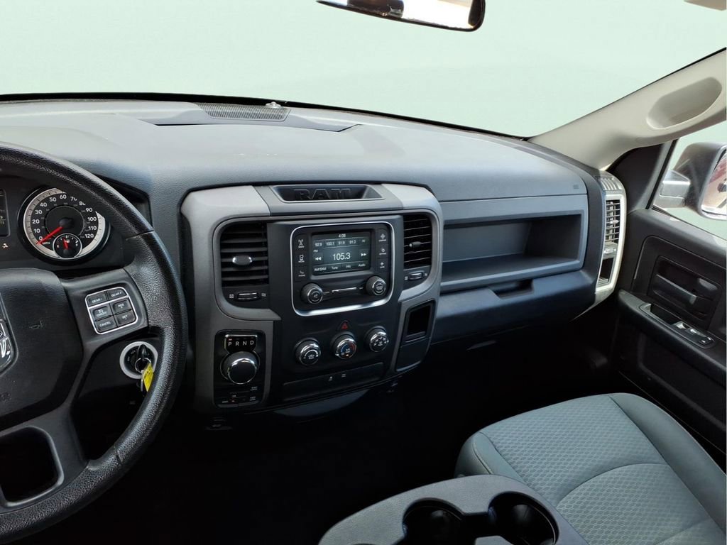 Used 2017 RAM 1500 Express image 15