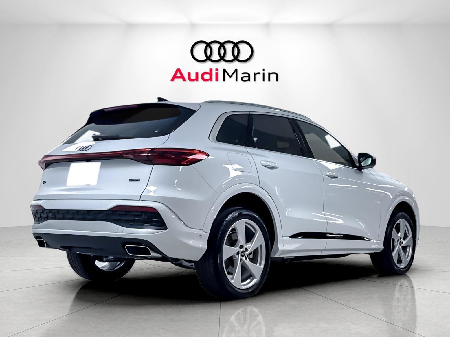 Used 2025 Audi Q5 Premium w/ Premium Plus AWD/4WD image 5