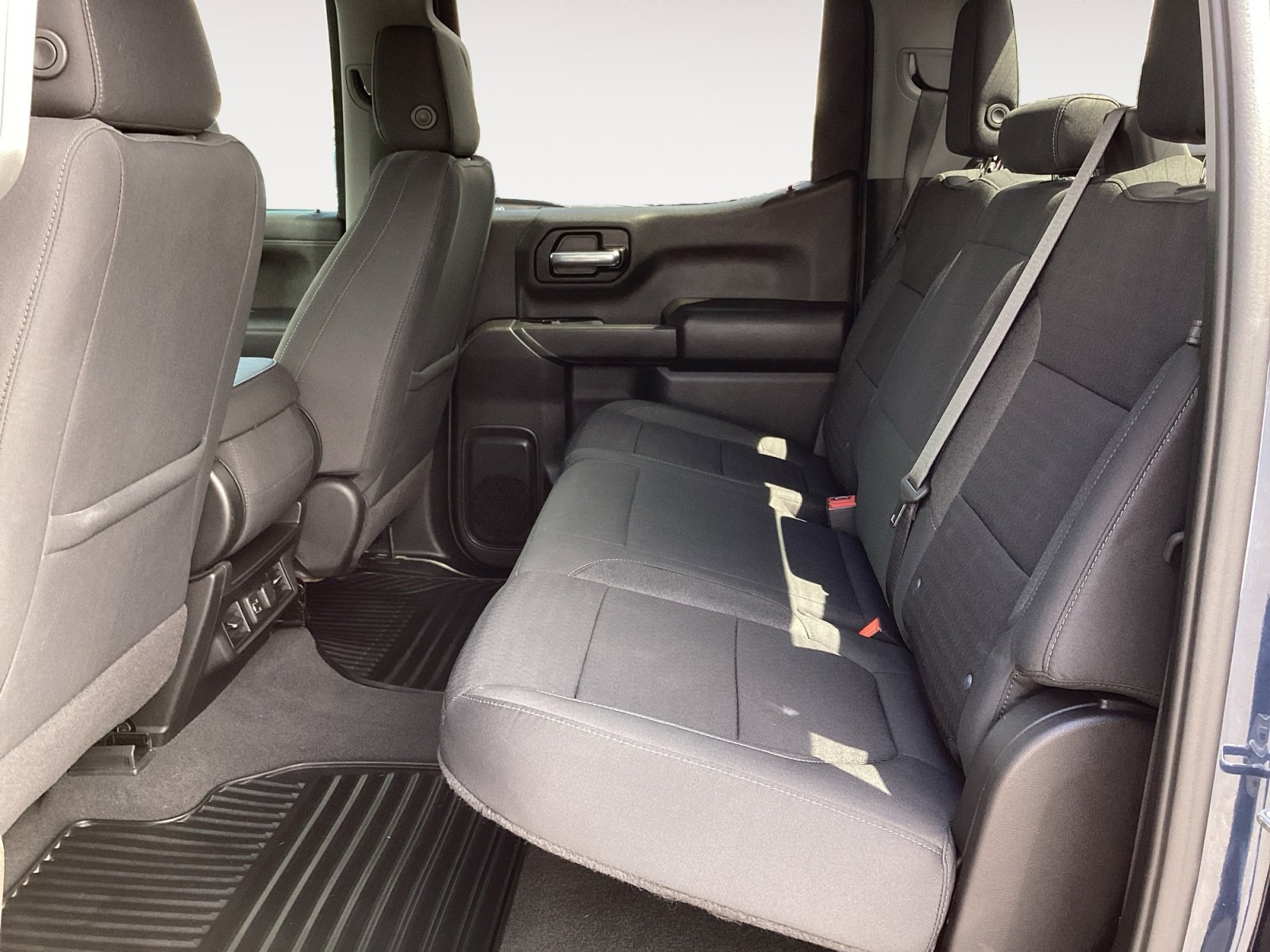 Used 2022 Chevrolet Silverado 1500 LT RWD image 27