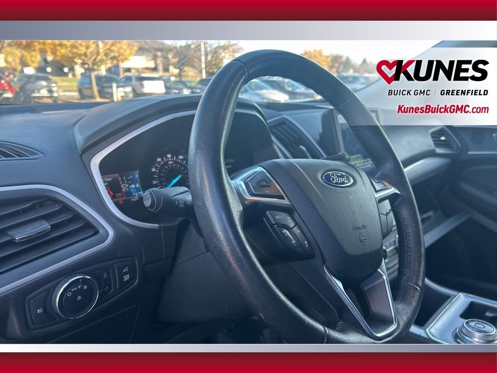 Used 2021 Ford Edge SEL w/ Convenience Package image 16