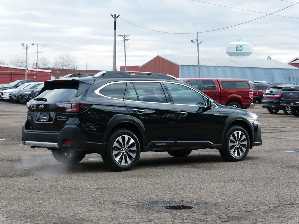 Used 2024 Subaru Outback Touring XT w/ Popular Package #2 AWD/4WD image 3