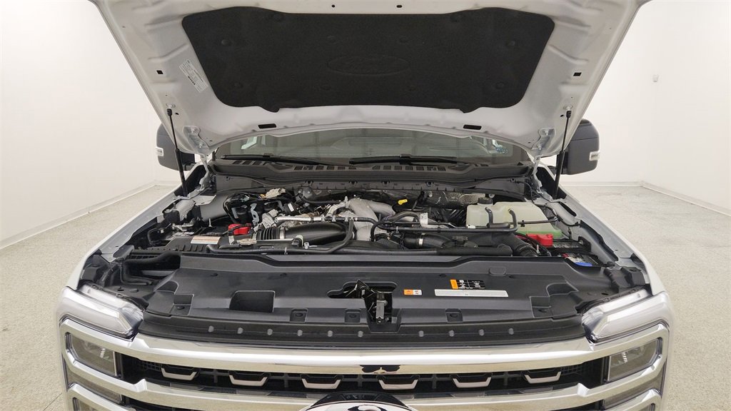 New 2025 Ford F250 King Ranch w/ FX4 Off-Road Package image 37