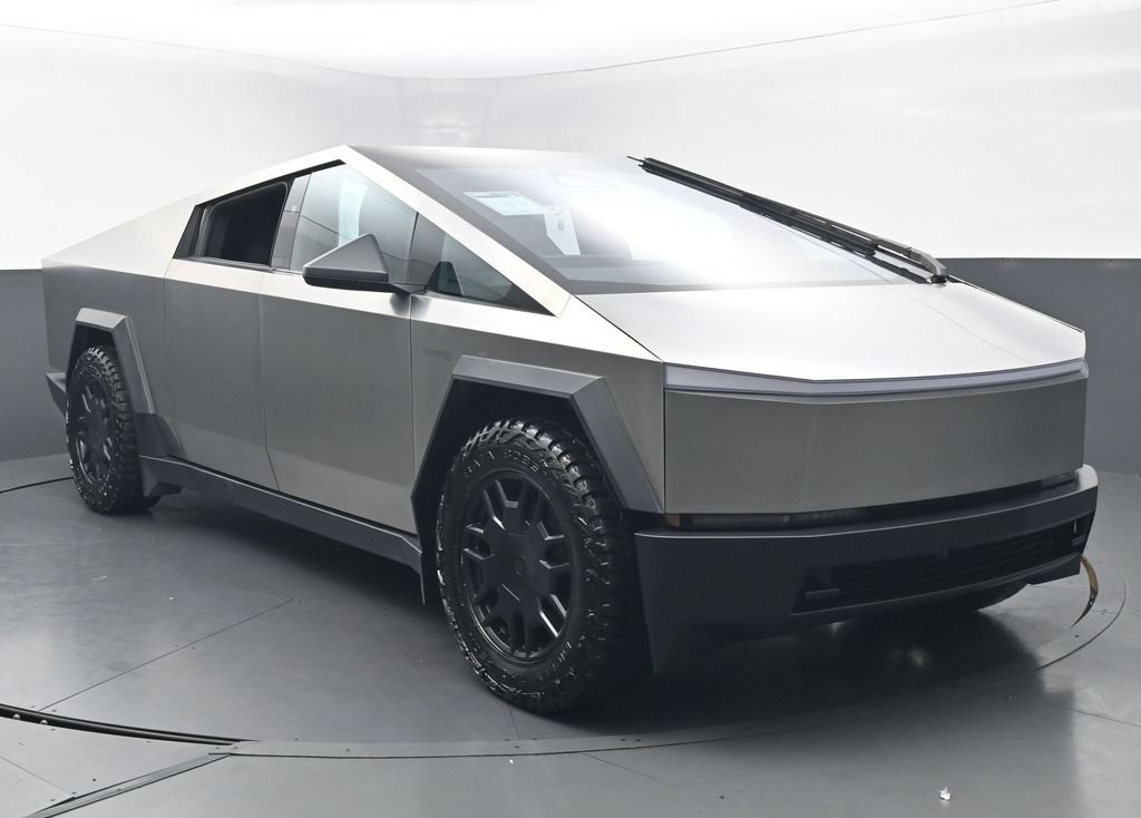 Used 2024 Tesla Cybertruck AWD Crew Cab image 2