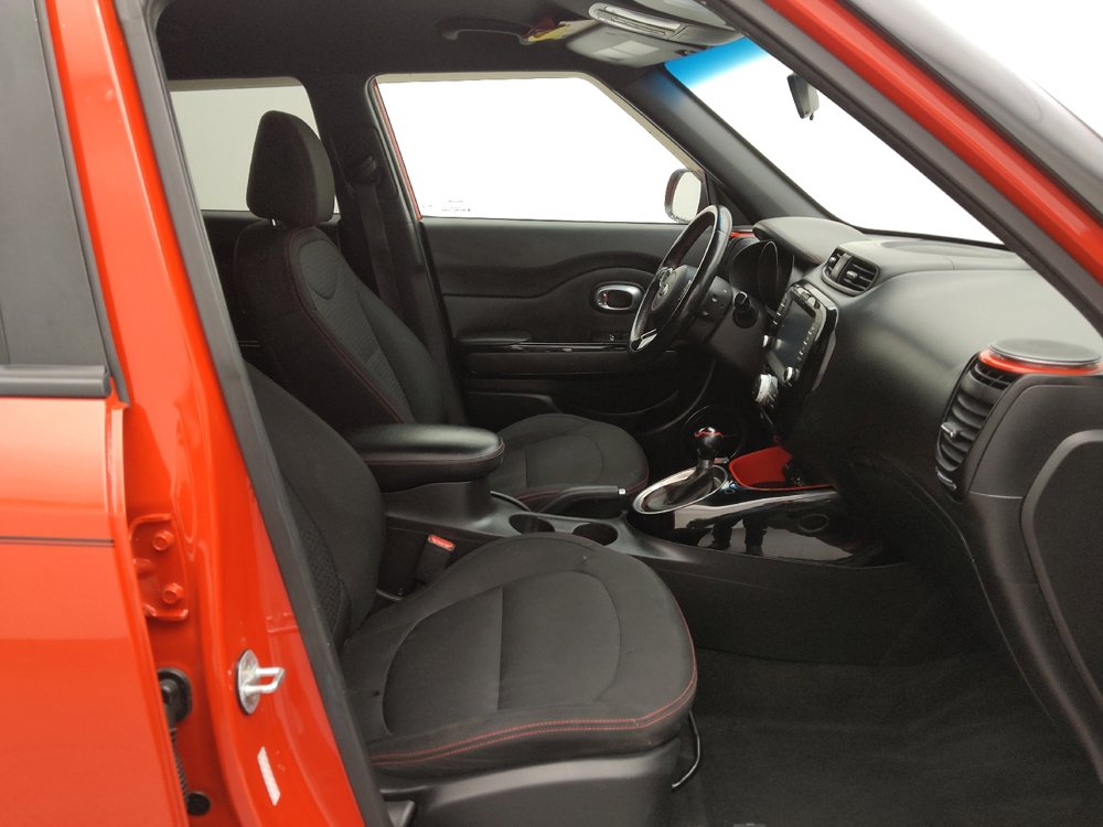 Used 2019 Kia Soul + FWD image 21