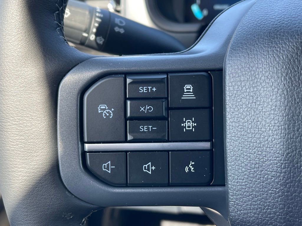 New 2026 Ford F150 Lariat w/ Equipment Group 501A Mid image 7