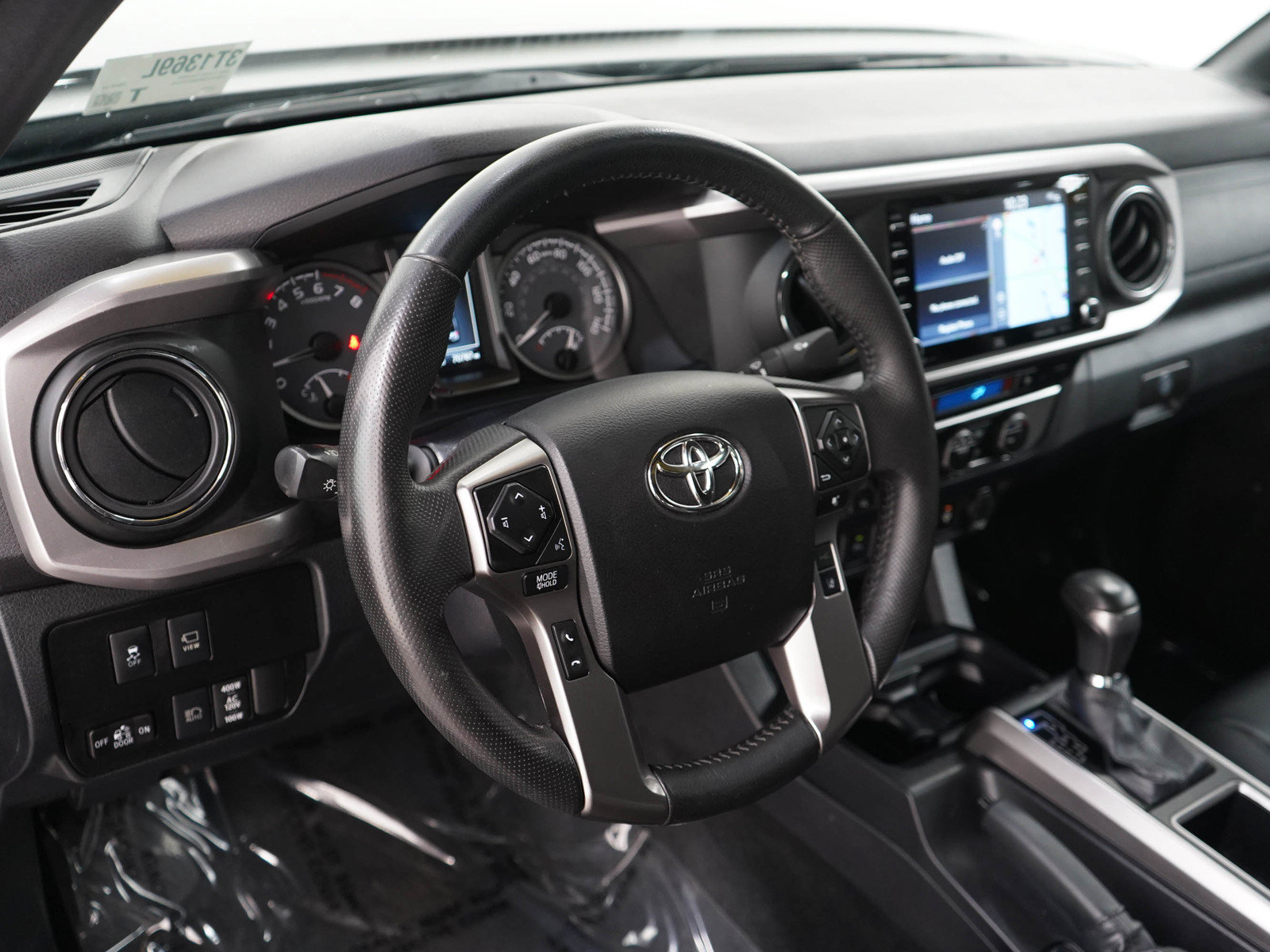 Used 2022 Toyota Tacoma Limited AWD/4WD image 20