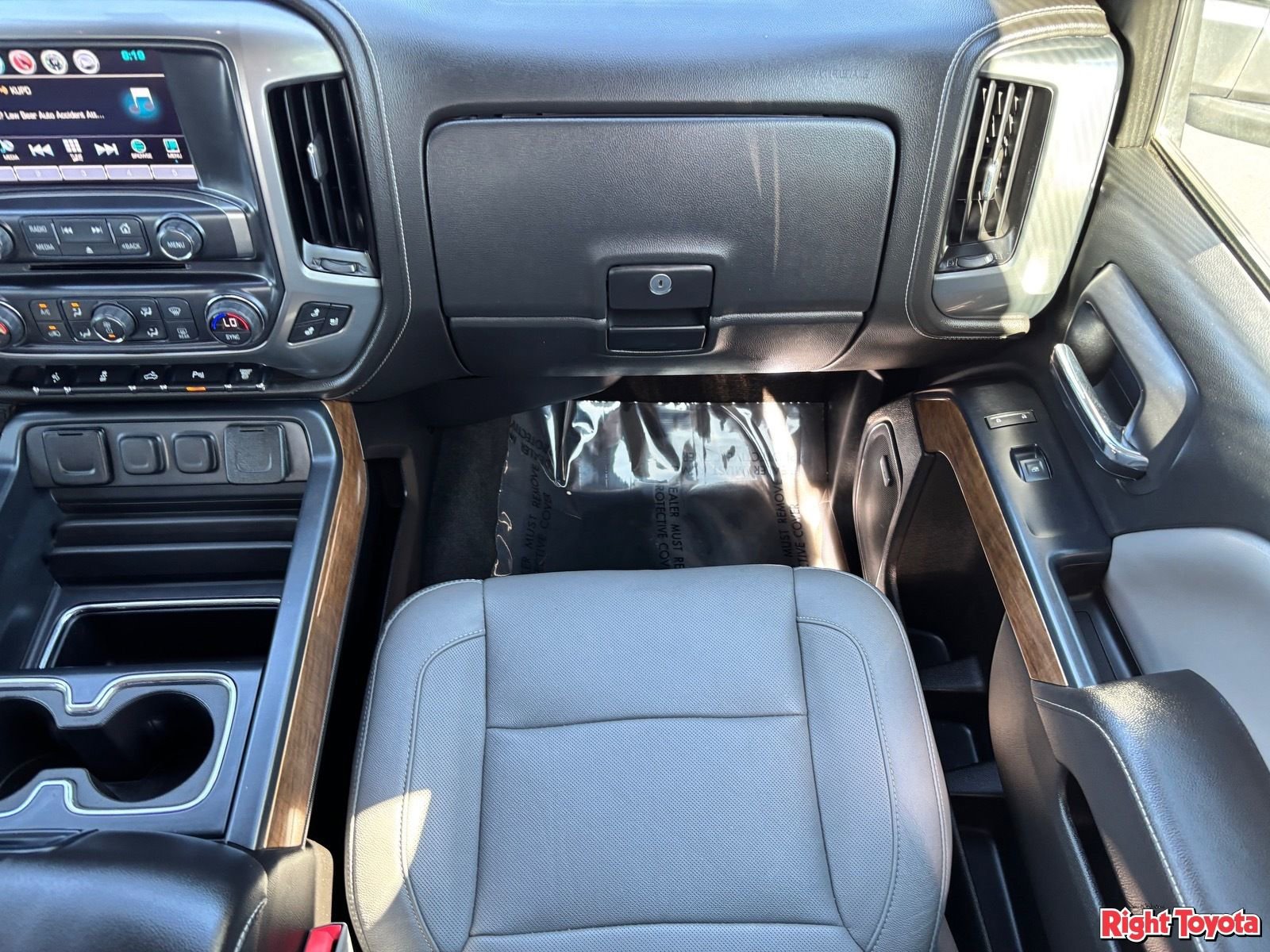 Used 2017 Chevrolet Silverado 3500 LTZ w/ Duramax Plus Package AWD/4WD image 17