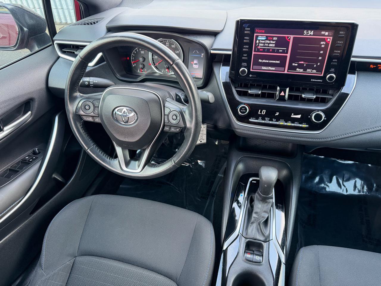 Used 2022 Toyota Corolla SE FWD image 29