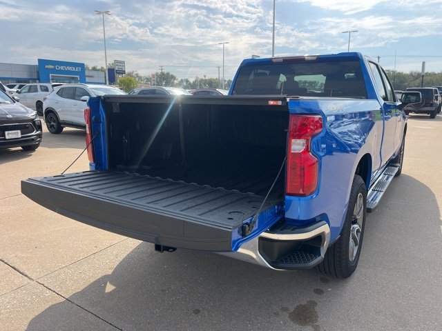 Used 2025 Chevrolet Silverado 1500 LT image 6