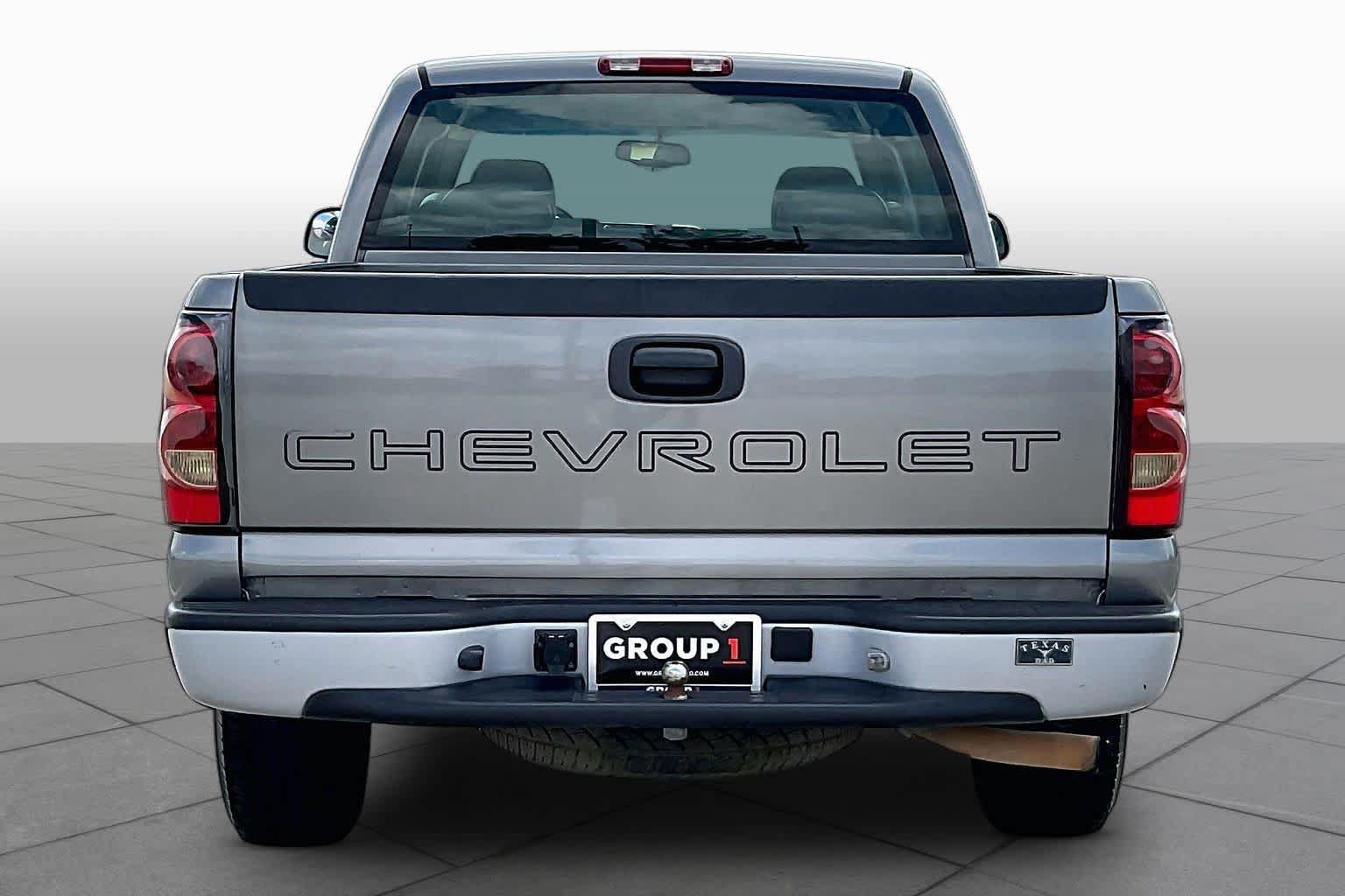 Used 2006 Chevrolet Silverado 1500 W/T RWD image 4