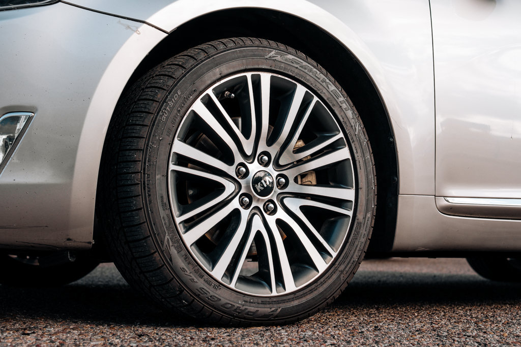 Used 2014 Kia Cadenza Premium FWD image 12