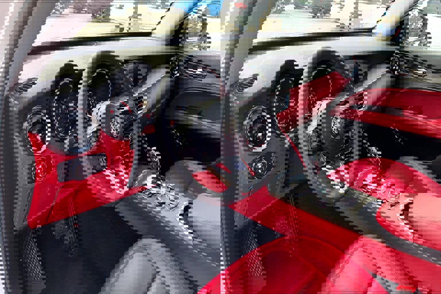 Used 2021 Alfa Romeo Stelvio Ti w/ Nero Edizione image 17