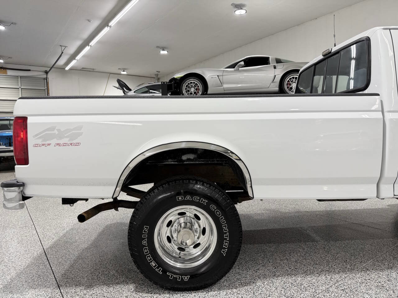 Used 1993 Ford F250 4x4 Regular Cab image 25