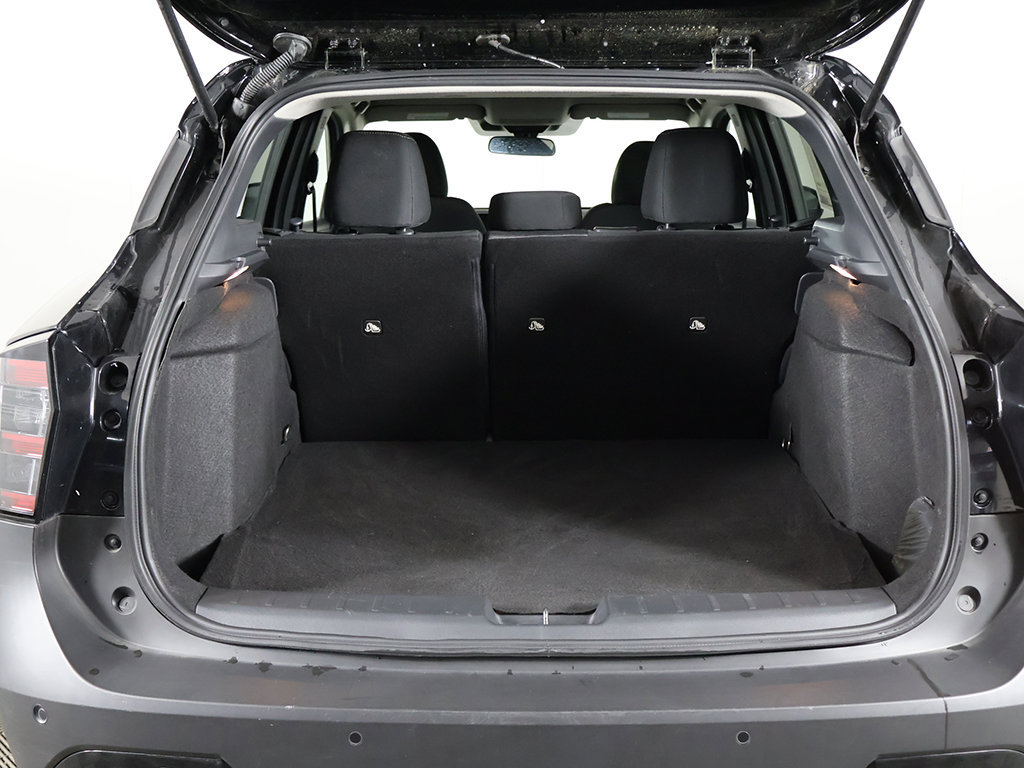 Used 2025 Nissan Kicks SV AWD/4WD image 20