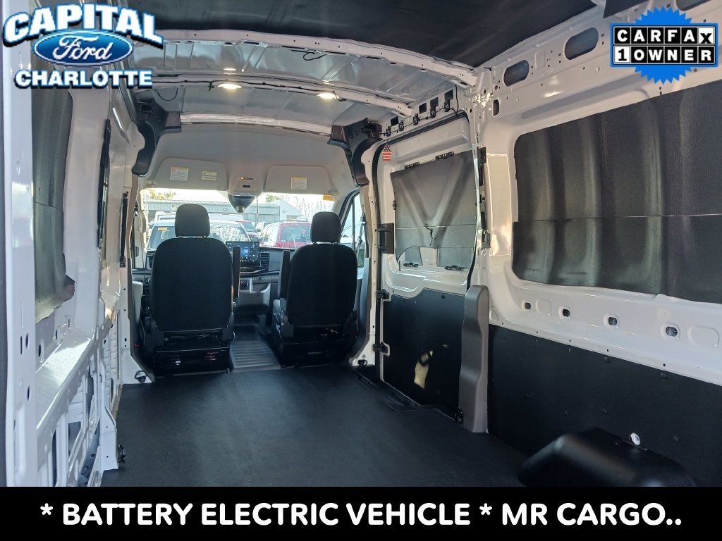 Used 2023 Ford E-Transit Medium Roof RWD image 9