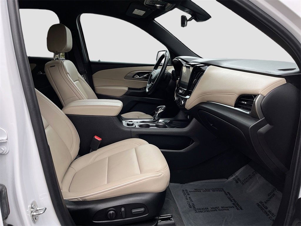 Used 2023 Chevrolet Traverse Premier image 31