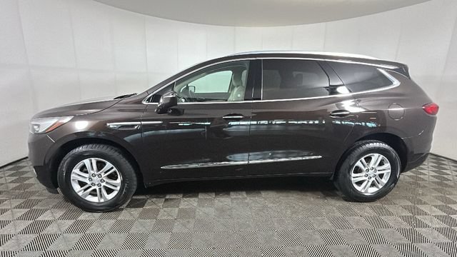Used 2018 Buick Enclave Essence w/ Trailering Package FWD image 5