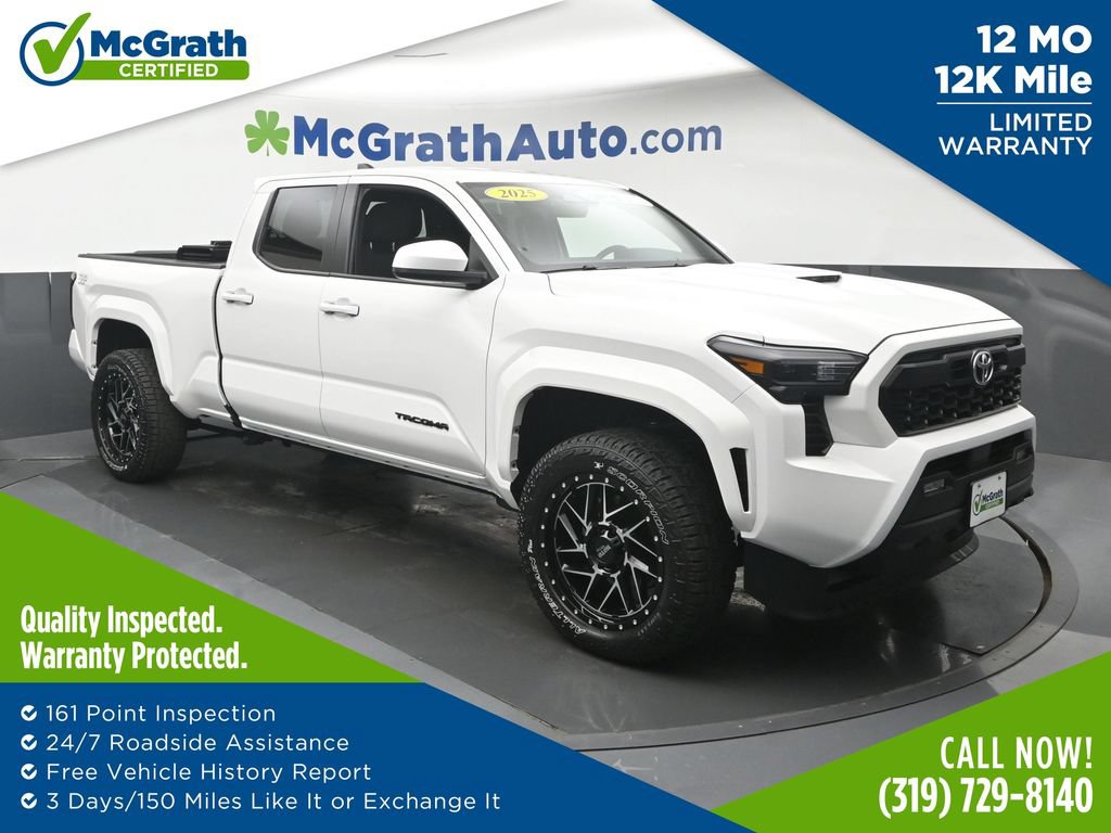 Used 2025 Toyota Tacoma TRD Sport AWD/4WD image 1