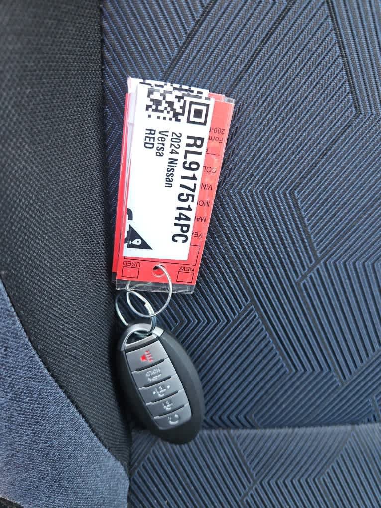 Used 2024 Nissan Versa SV w/ Trunk Package FWD image 20