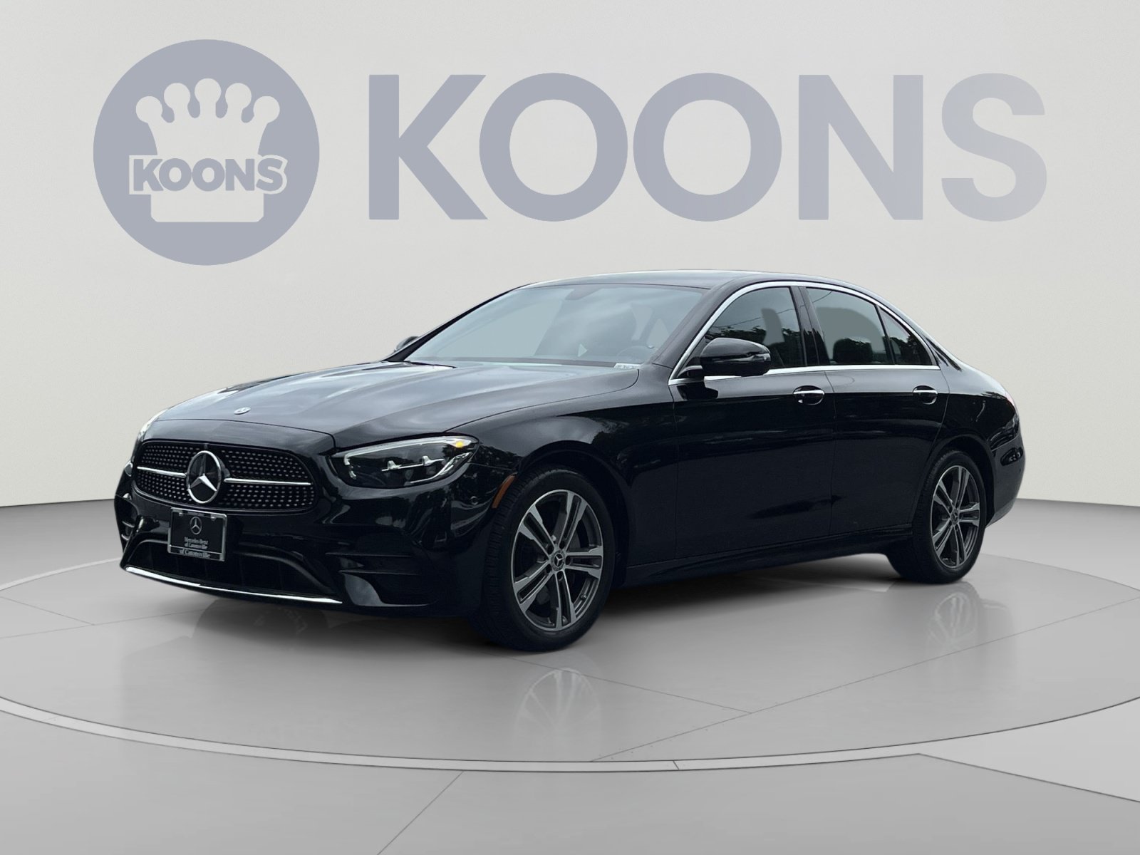 Used 2021 Mercedes-Benz E 350 4MATIC Sedan image 5