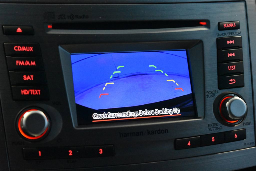 Used 2014 Subaru Outback 2.5i Limited w/ Moonroof Package image 12