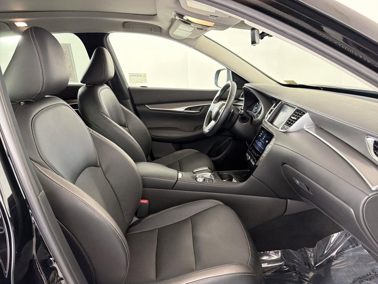 Used 2023 INFINITI QX50 Luxe image 32