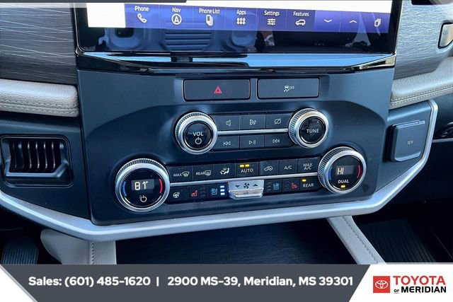 Used 2022 Ford Expedition Limited image 22