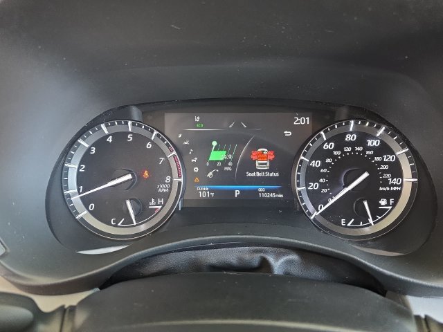 Used 2021 Toyota Highlander XLE FWD image 17