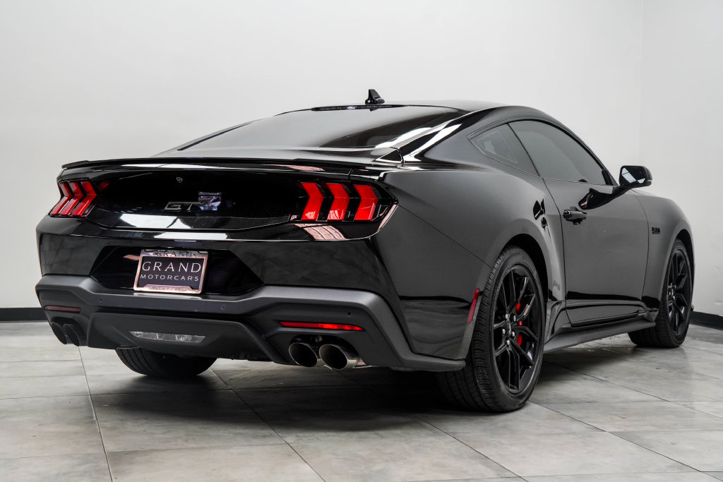 Used 2026 Ford Mustang GT Premium RWD image 15
