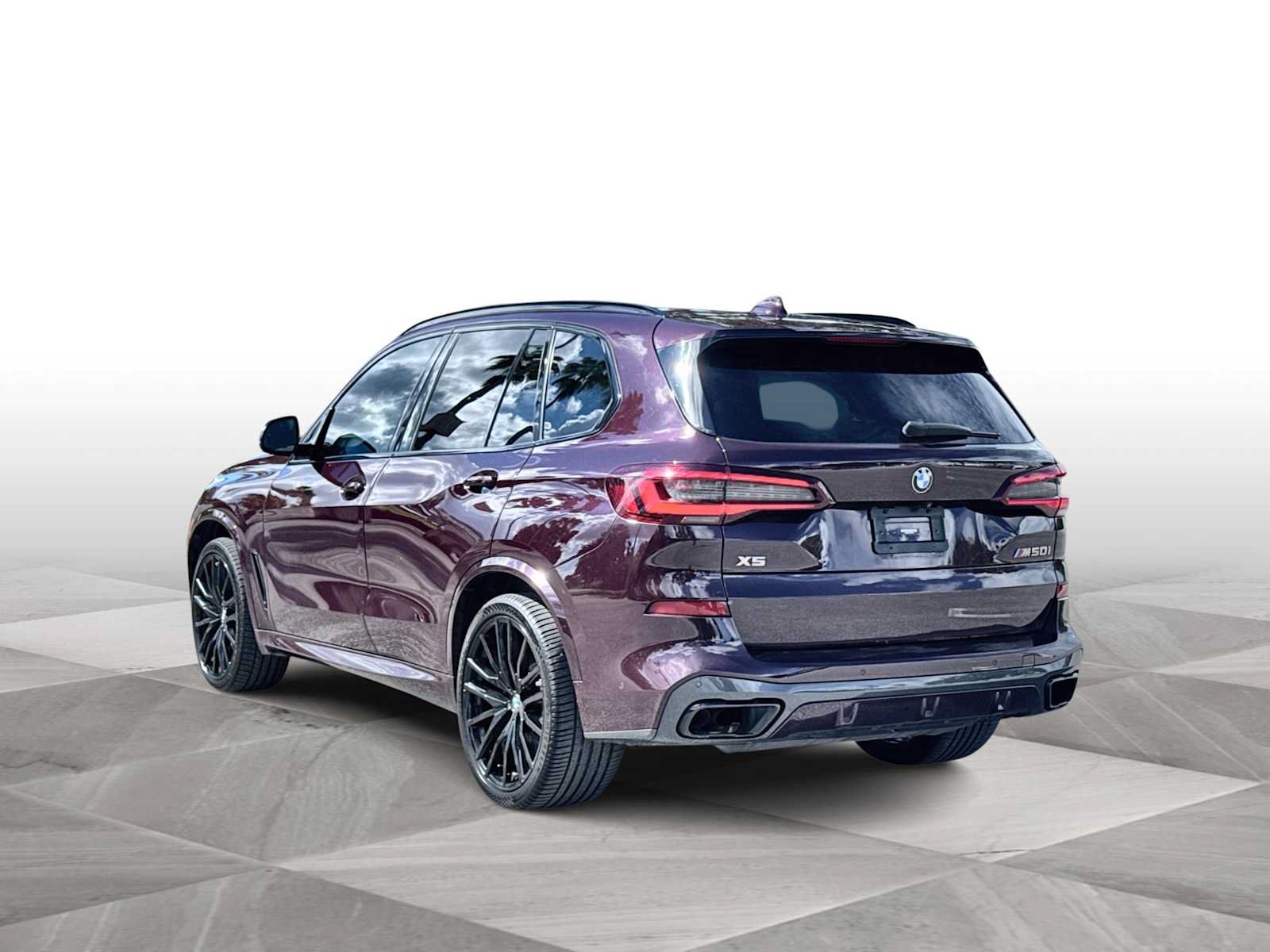 Used 2022 BMW X5 M50i w/ Executive Package AWD/4WD image 6