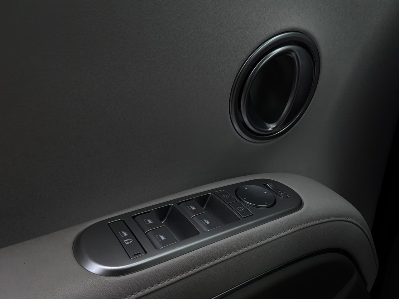 Used 2026 Hyundai Palisade SEL FWD image 28