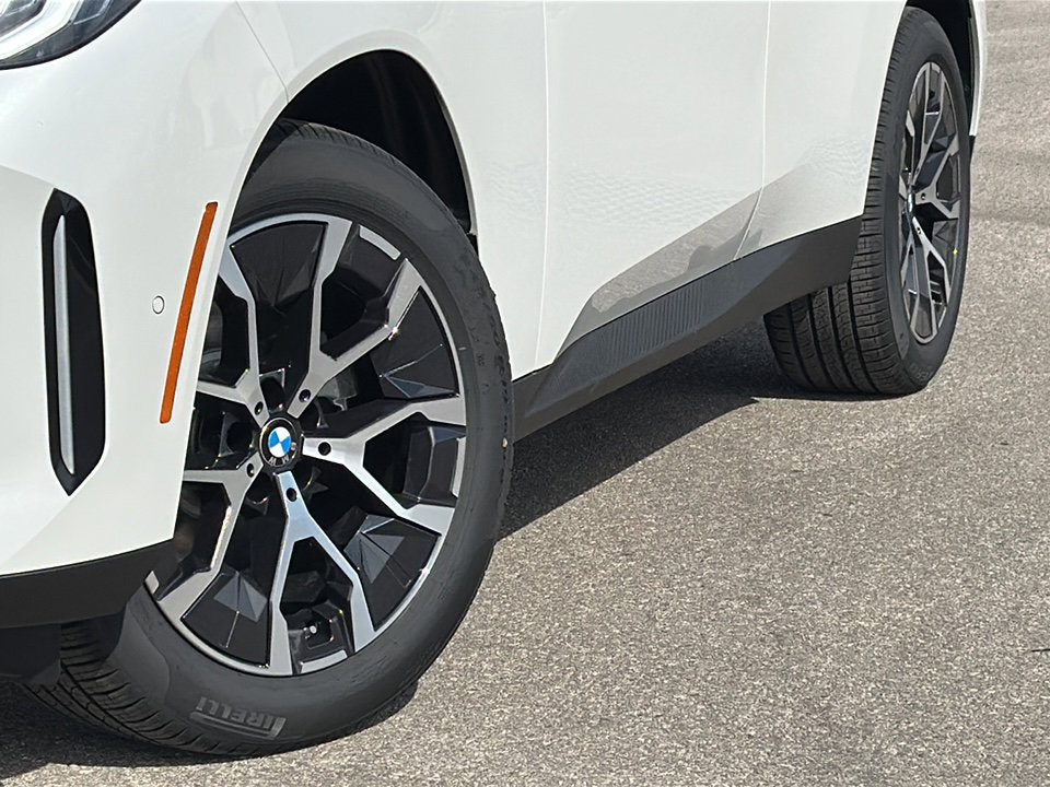 New 2026 BMW X3 xDrive30 w/ Premium Package AWD/4WD image 3