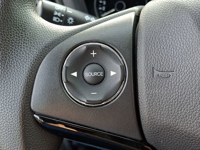 Used 2021 Honda HR-V LX image 21
