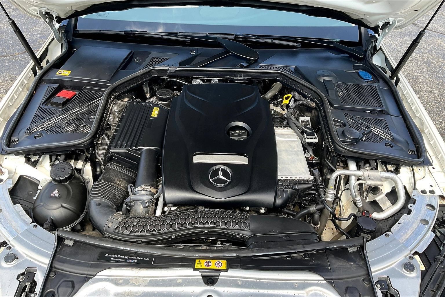 Used 2015 Mercedes-Benz C 300 4MATIC Sedan image 29