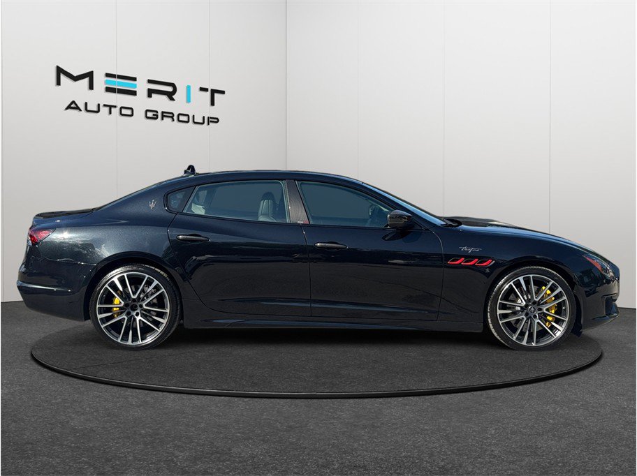 Used 2022 Maserati Quattroporte Trofeo RWD image 10