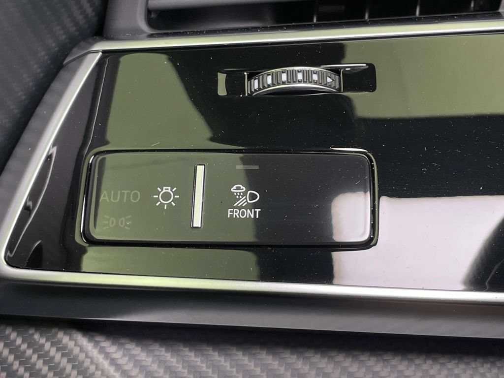 New 2026 Audi SQ8 Prestige AWD/4WD image 39