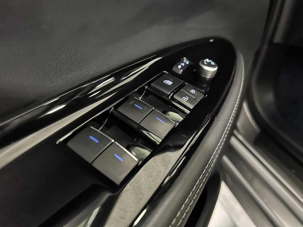 Certified 2022 Toyota Mirai XLE image 40