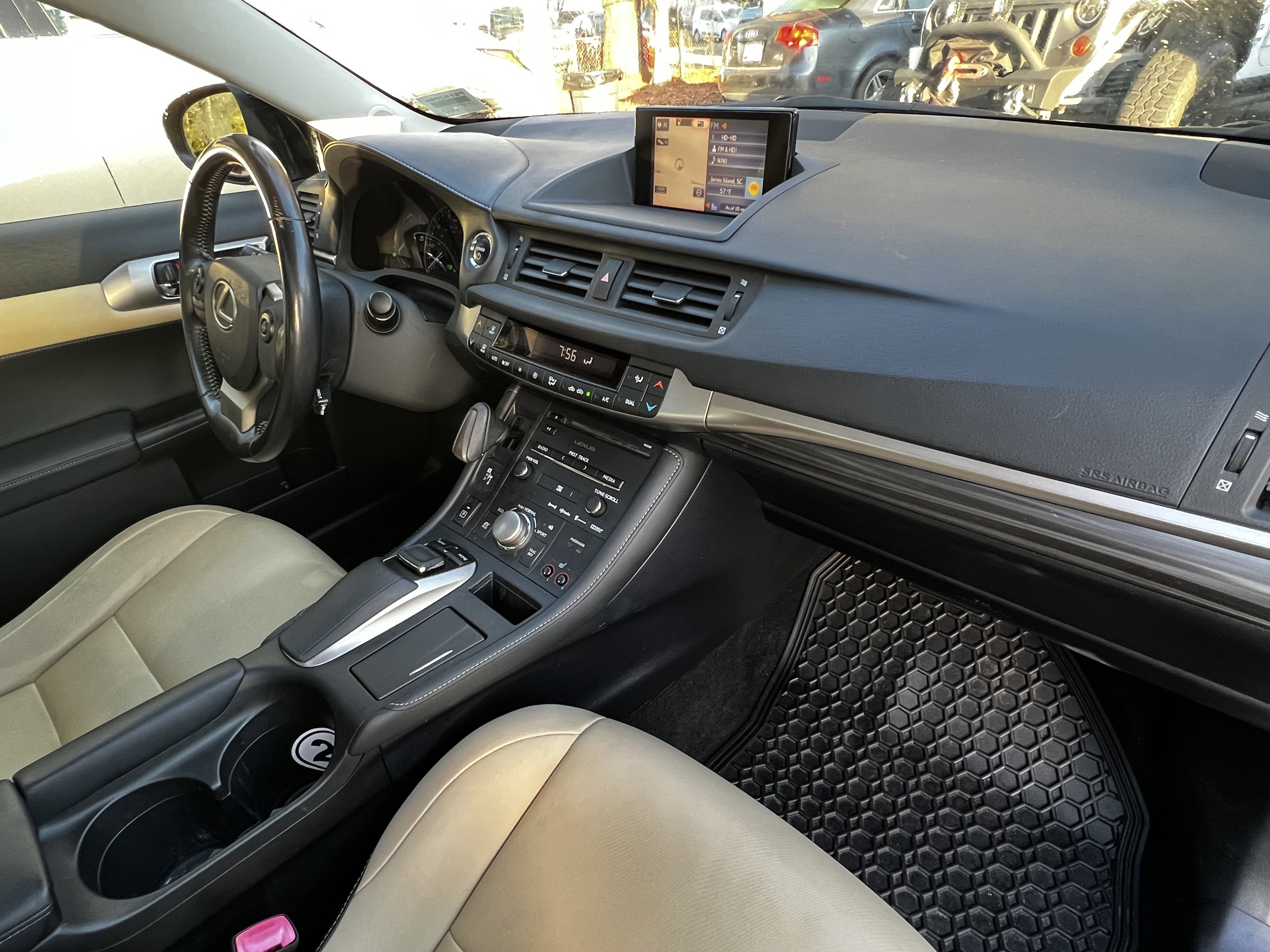 Used 2015 Lexus CT 200h w/ Navigation Package image 49
