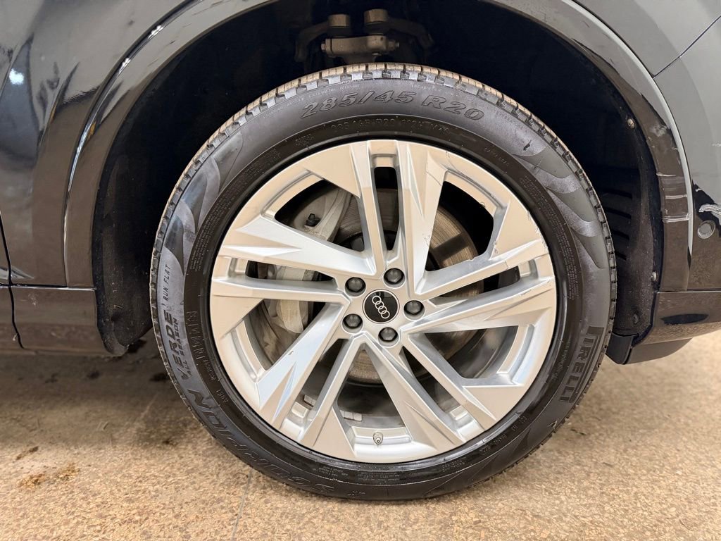 Used 2023 Audi Q7 3.0T Premium w/ Convenience Package image 26