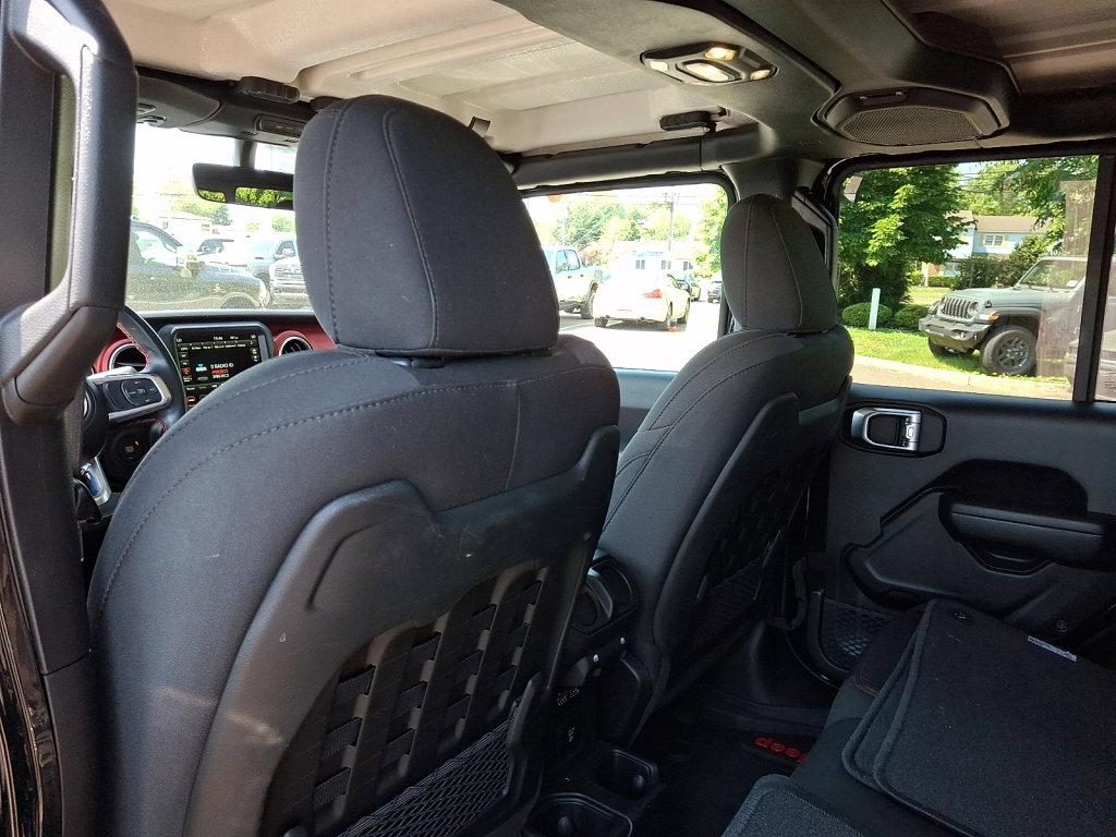 Used 2022 Jeep Gladiator Rubicon w/ Trailer Tow Package AWD/4WD image 21