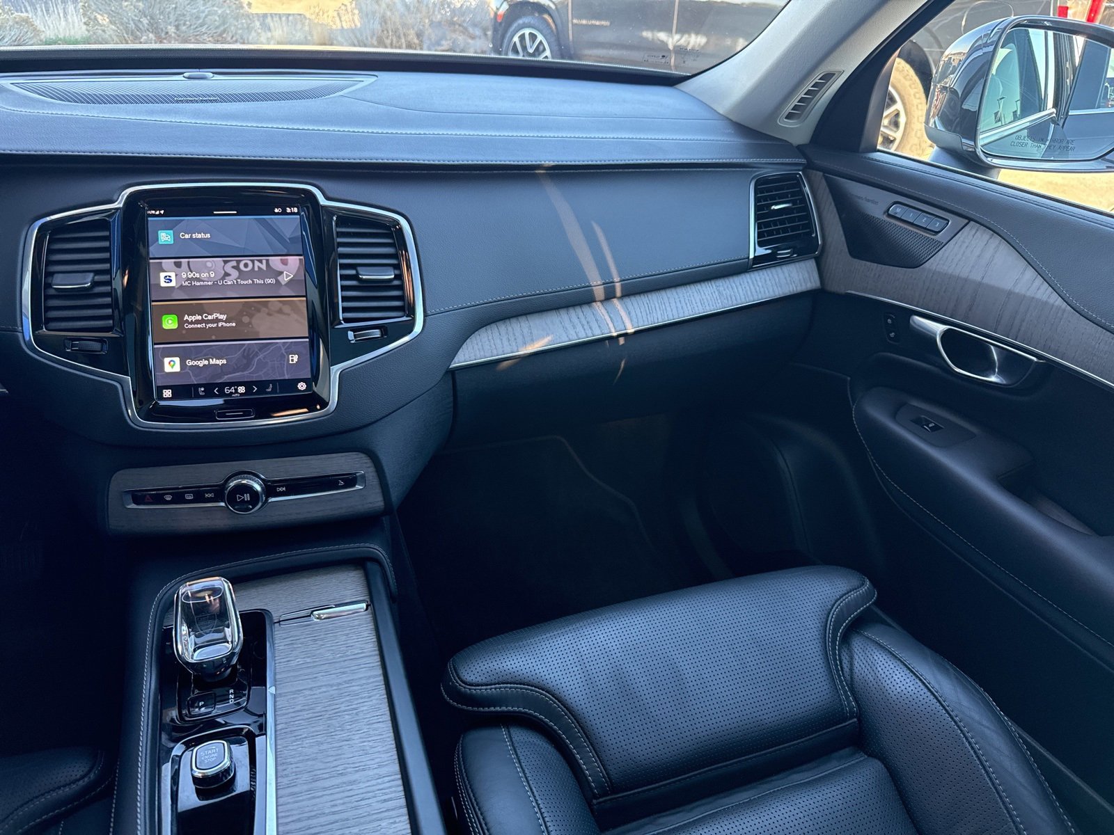 Used 2023 Volvo XC90 T8 Ultimate image 18